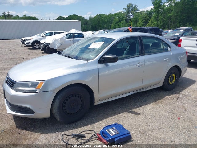3VW2K7AJ0EM363516 Volkswagen Jetta 2.0l S