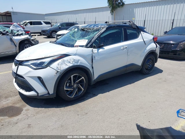 Toyota C-hr Limited 2022 NMTKHMBX8NR144546 Image 2