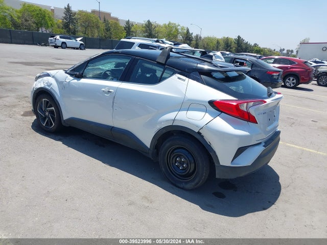 Toyota C-hr Limited 2022 NMTKHMBX8NR144546 Image 3