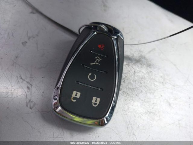 2GNAXKEX9J6282057 Chevrolet EQUINOX LT