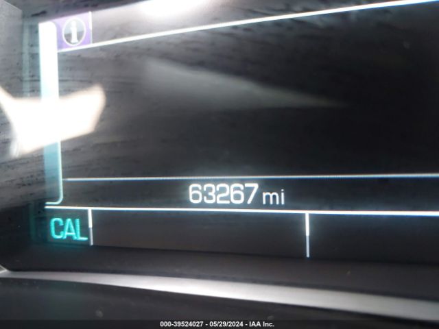 2GNAXKEX9J6282057 Chevrolet EQUINOX LT
