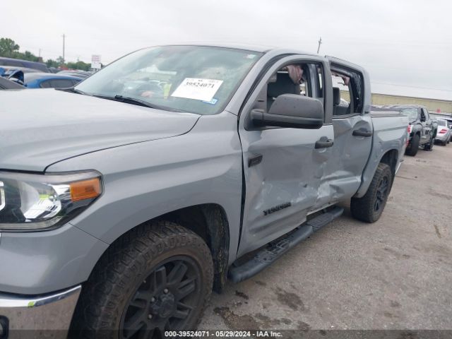 5TFEY5F15MX274660 Toyota Tundra Sr5