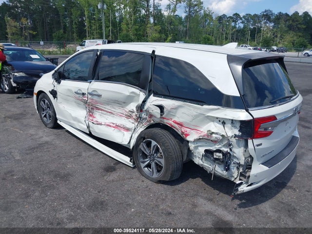 Honda Odyssey Touring 2018 5FNRL6H83JB002775 Image 3