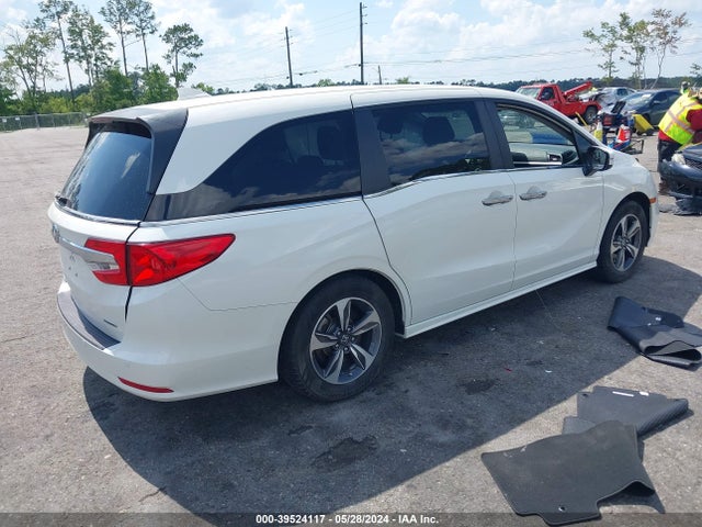 Honda Odyssey Touring 2018 5FNRL6H83JB002775 Image 4
