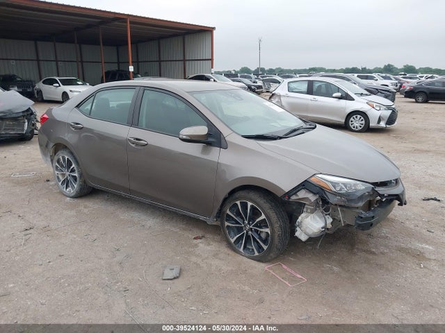 Toyota COROLLA SE 2018 5YFBURHE1JP812707 main image