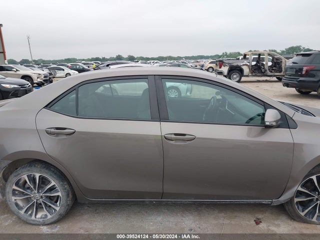 Toyota COROLLA SE 2018 5YFBURHE1JP812707 Image 13