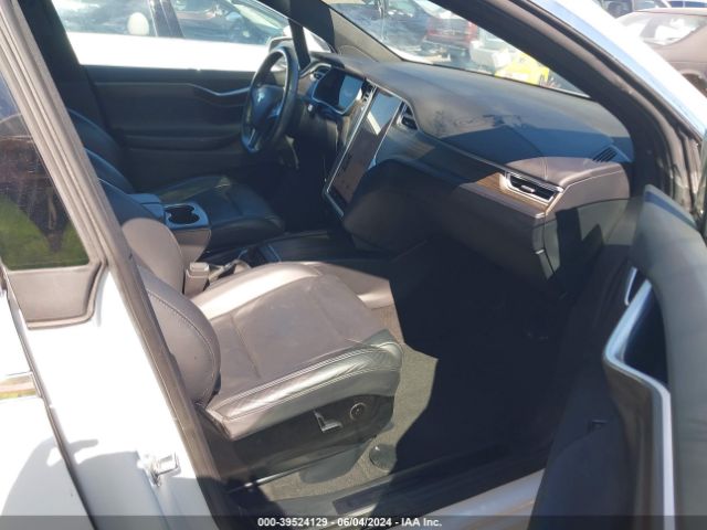 5YJXCBE27GF009141 Tesla Model X 60d/70d/75d/90d/p100d
