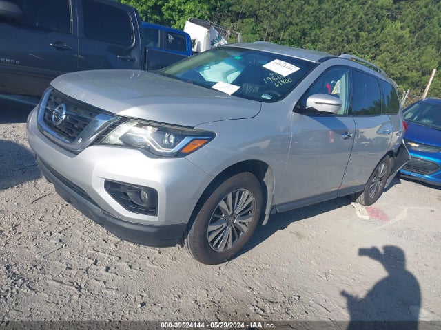 Nissan Pathfinder Sv 2017 5N1DR2MN7HC619614 Image 2