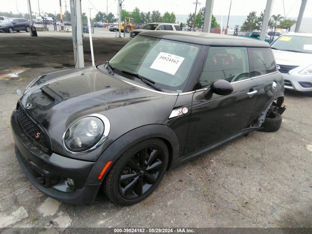 2011 MINI COOPER S WMWSV3C53BTY22292 Photo 1