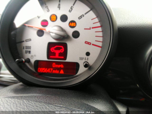 2011 MINI COOPER S WMWSV3C53BTY22292 Photo 6