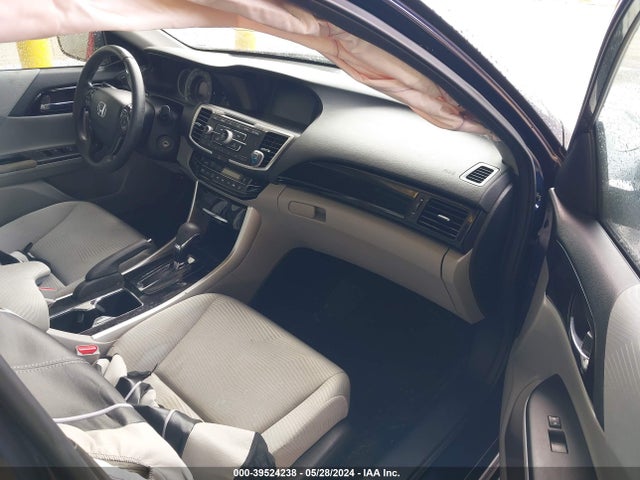 Honda ACCORD LX 2017 1HGCR2F32HA065570 Image 5