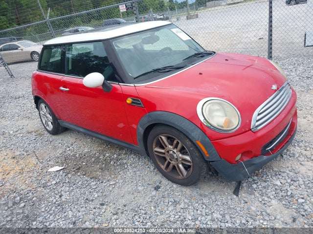 2011 MINI COOPER WMWSU3C51BTX96472 Photo 0