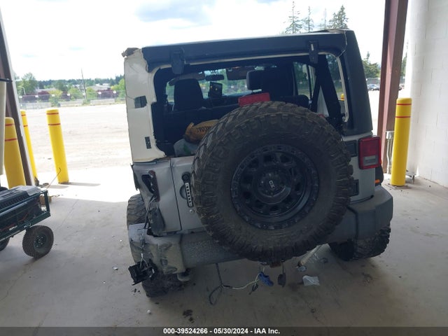 1C4HJWDG5JL864603 Jeep Wrangler Jk Unlimited Sport S 4x4