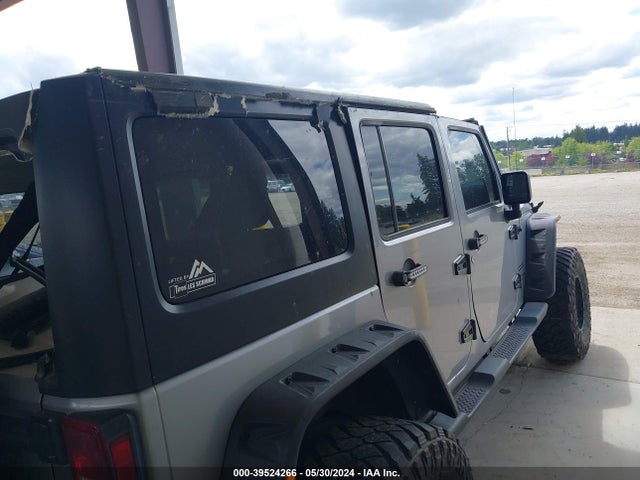 1C4HJWDG5JL864603 Jeep Wrangler Jk Unlimited Sport S 4x4