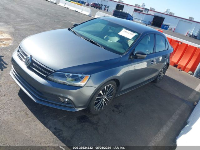 3VWD17AJ5GM307103 Volkswagen Jetta 1.8t Sport