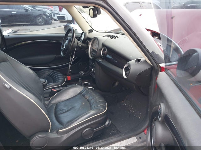 2011 MINI COOPER WMWSU3C51BT096032 Photo 4