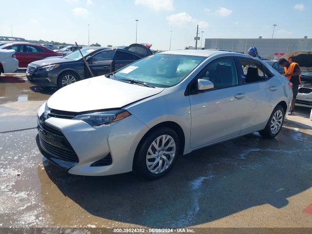 Toyota COROLLA LE 2019 2T1BURHEXKC202029 Image 2