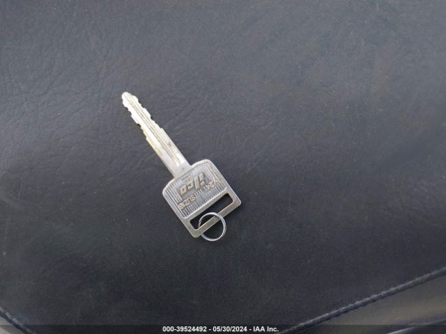 2005 SUZUKI M50 JS1VS56A052104409 Photo 10