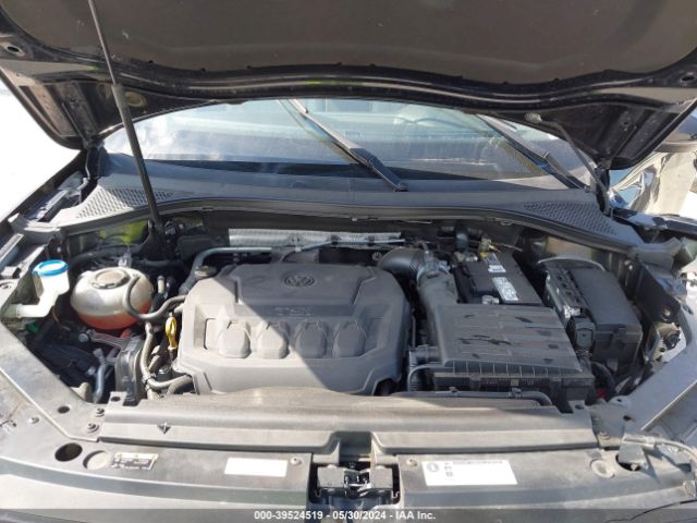 3VV3B7AX7JM145256 Volkswagen Tiguan 2.0t Se/2.0t Sel
