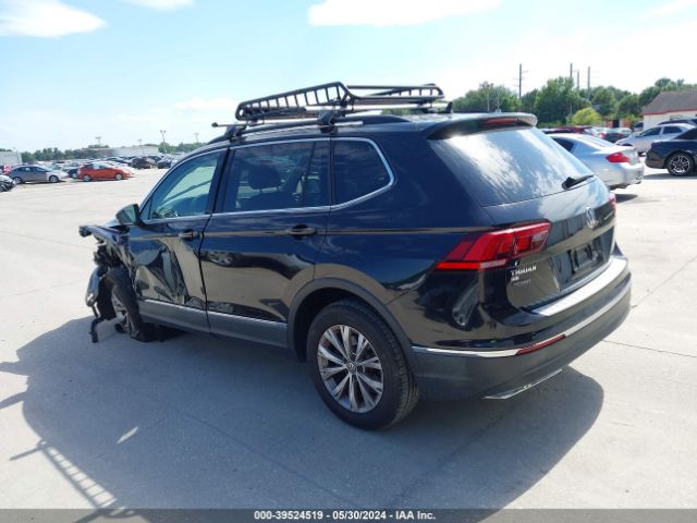 3VV3B7AX7JM145256 Volkswagen Tiguan 2.0t Se/2.0t Sel