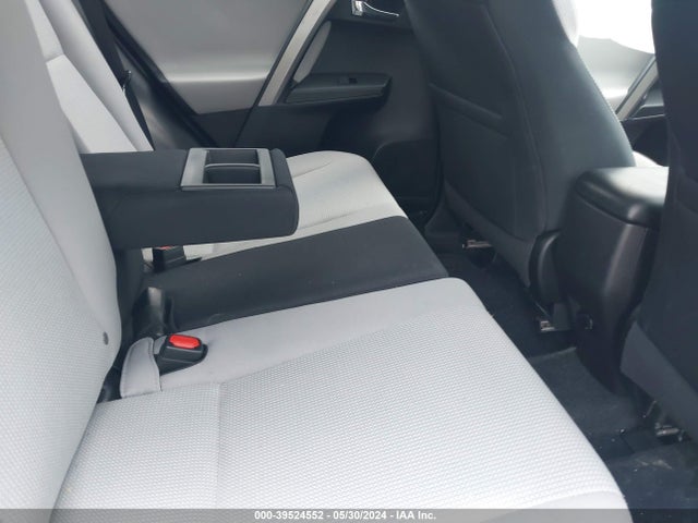 Toyota Rav4 Xle 2018 2T3WFREV0JW448124 Image 8