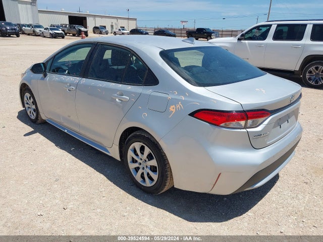 Toyota COROLLA LE 2022 5YFEPMAE6NP308872 Image 3