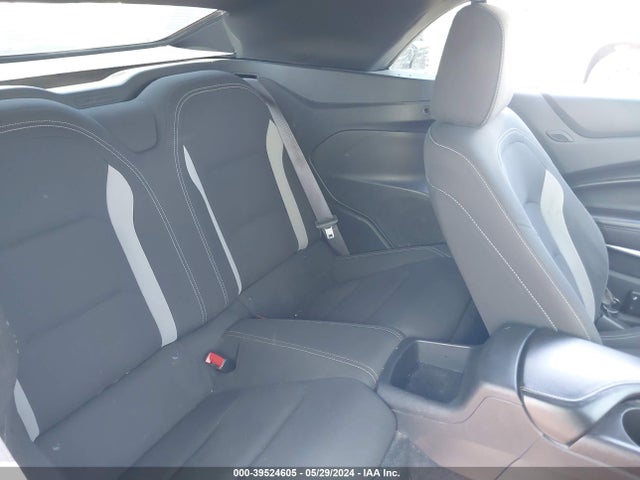 Chevrolet Camaro 1lt 2016 1G1FB3DX1G0172943 Image 8