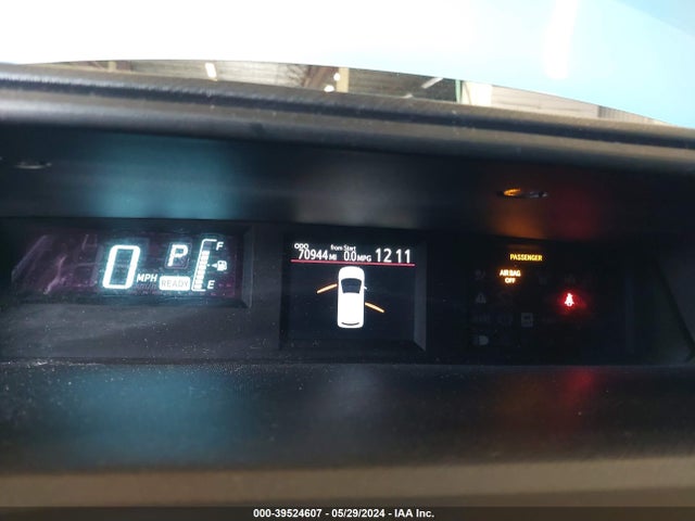 Toyota Prius C Two 2014 JTDKDTB33E1081311 Image 7
