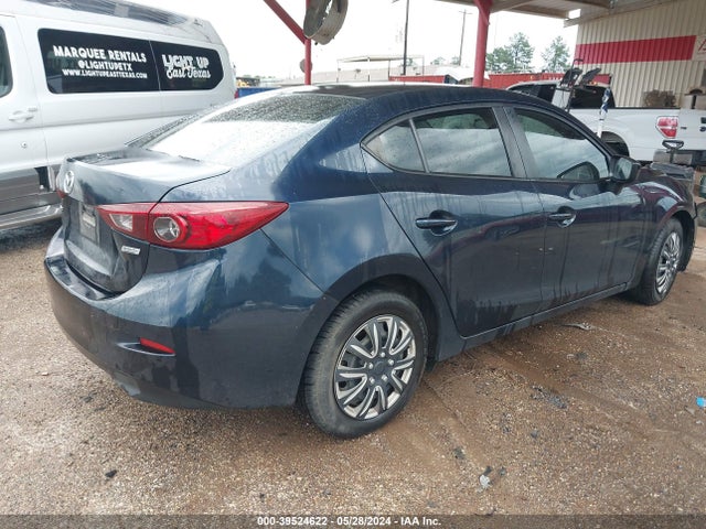 3MZBM1T79GM320935 Mazda Mazda3 I Sport