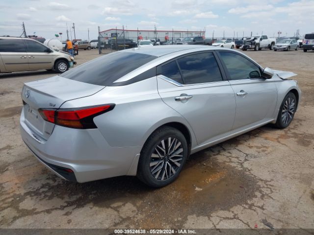 1N4BL4DW8PN402485 Nissan Altima Sv Intelligent Awd