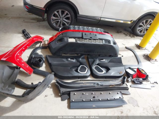 ZACCJABB7JPJ13077 Jeep Renegade Latitude Fwd