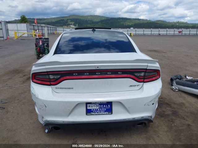 2C3CDXEJ7FH770135 Dodge Charger Srt 392