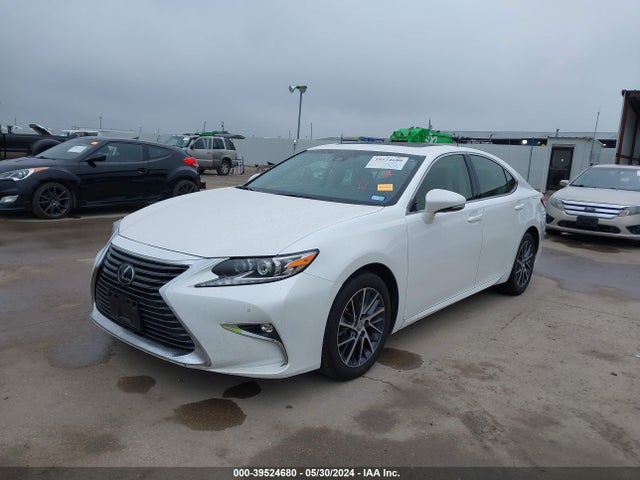 Lexus ES 350 2017 JTHBK1GG3H2248429 Image 2
