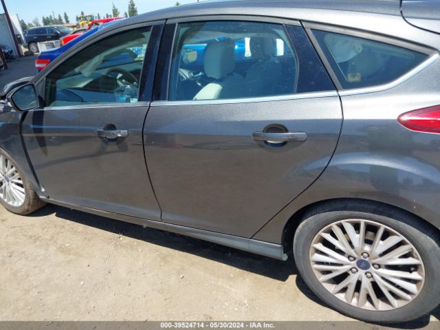 1FADP3N28GL260007 Ford Focus Titanium