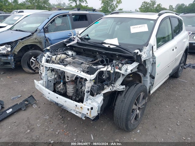 Toyota Rav4 Xle 2017 JTMRFREV1HJ126632 Image 6