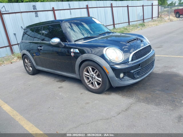 2011 MINI COOPER S CLUBMAN WMWZG3C58BTY30123 Photo 0