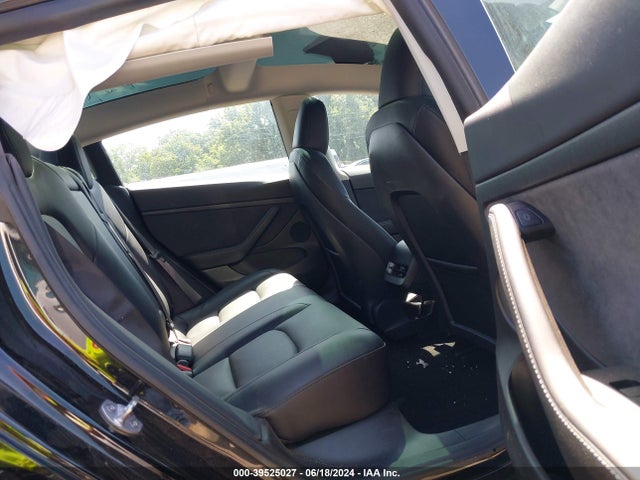 2023 TESLA MODEL 3 5YJ3E1EA5PF660410 Photo 7
