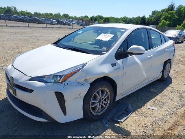 Toyota Prius Le 2021 JTDKAMFU1M3150324 Image 2