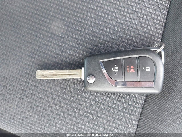 Toyota RAV4 LE 2020 JTMG1RFV1LD528551 Image 11