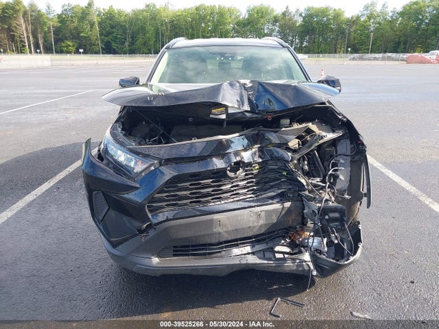 Toyota RAV4 LE 2020 JTMG1RFV1LD528551 Image 13