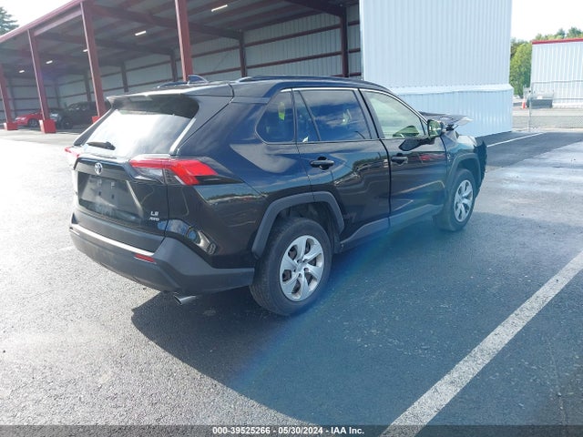 Toyota RAV4 LE 2020 JTMG1RFV1LD528551 Image 4
