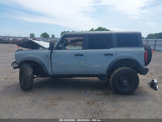Ford Bronco Black Diamond 2022 1FMDE5BH0NLB04332 Image 15