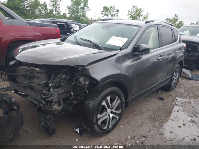 Toyota RAV4 LE 2017 JTMBFREV4HJ121992 Image 2