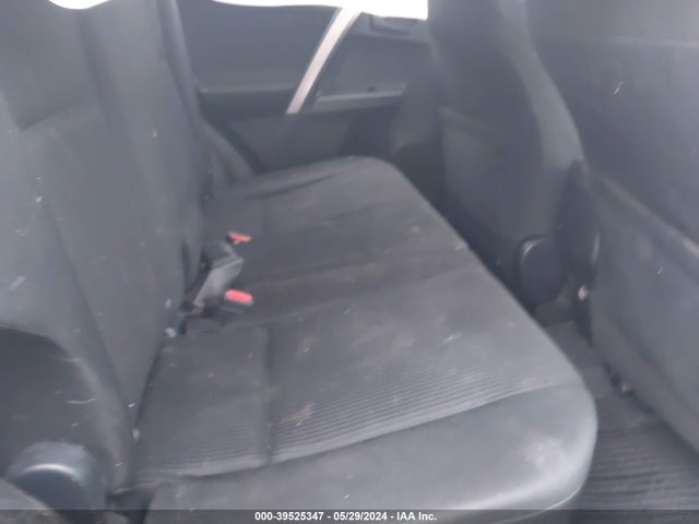 Toyota RAV4 LE 2017 JTMBFREV4HJ121992 Image 8