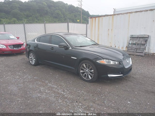 2012 JAGUAR XF SAJWA0FB9CLS50552 Photo 0