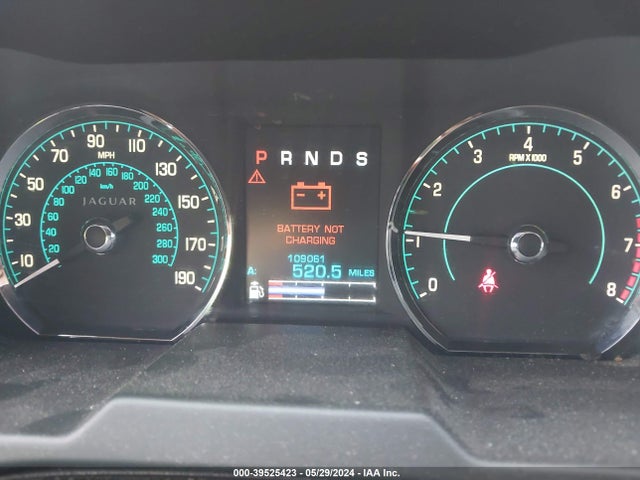 2012 JAGUAR XF SAJWA0FB9CLS50552 Photo 6