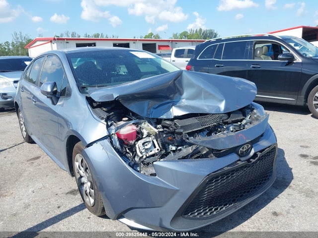 Toyota COROLLA LE 2021 5YFEPMAE0MP212430 головне зображення