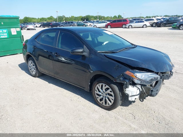 Toyota COROLLA LE 2018 5YFBURHE4JP848844 zdjęcie główne