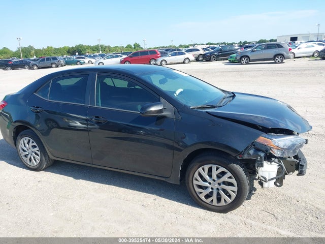 Toyota COROLLA LE 2018 5YFBURHE4JP848844 Image 14