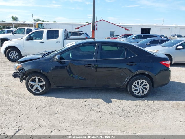 Toyota COROLLA LE 2018 5YFBURHE4JP848844 Image 15